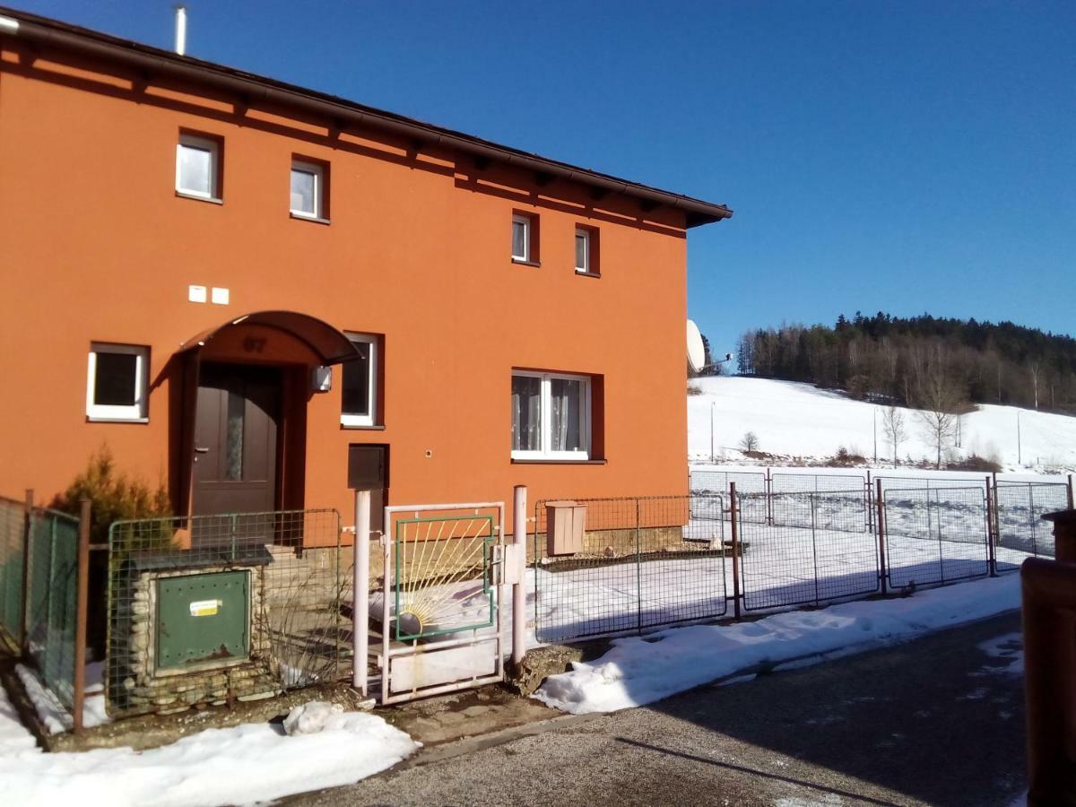 Вилла Ubytovani 67 Kuncice nad Labem Экстерьер фото